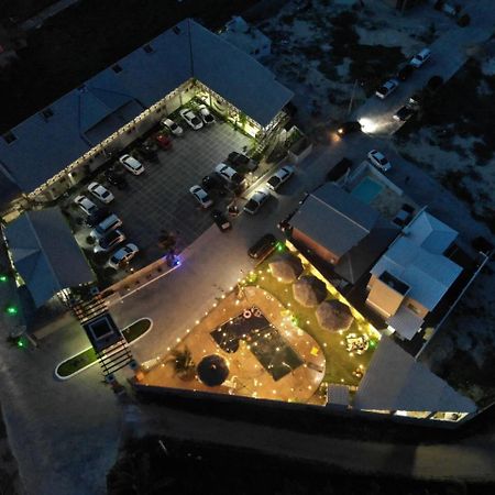 Leao Beach Pousada 路易斯科雷亚 外观 照片